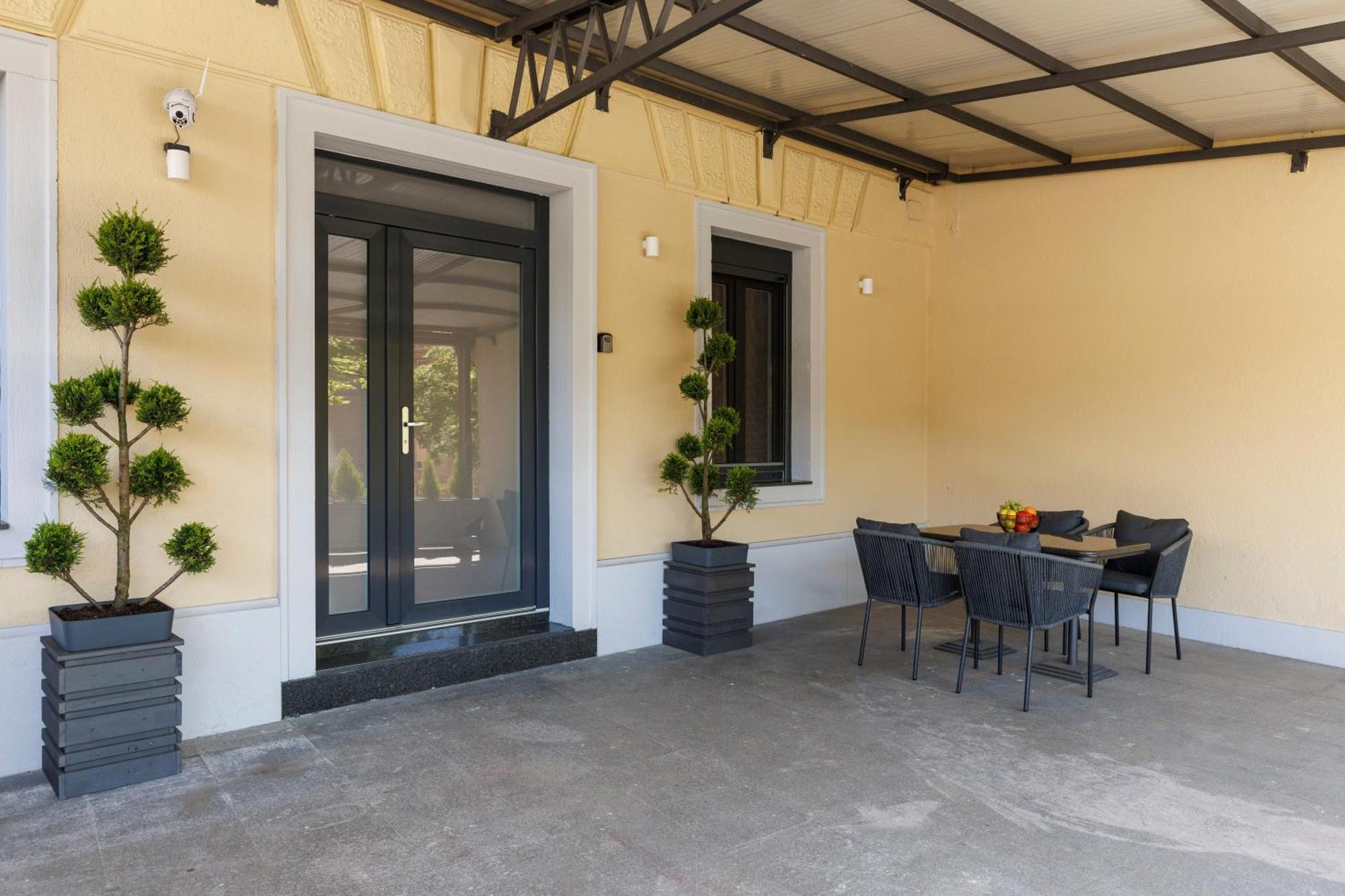 Apartment Greenri Rijeka Exterior photo